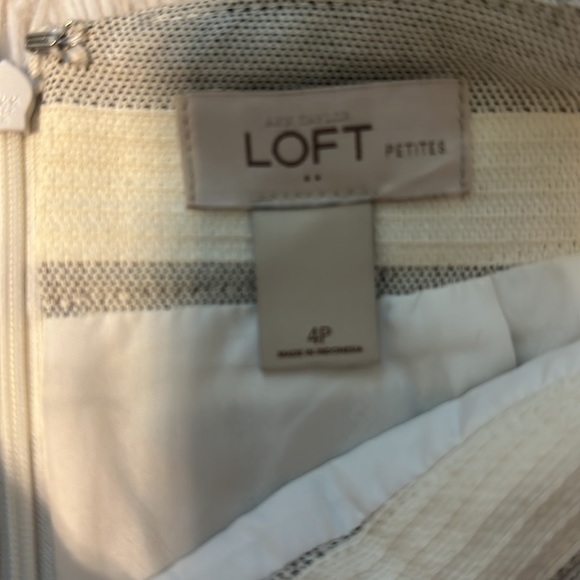 LOFT suit skirt! - Picture 2 of 2